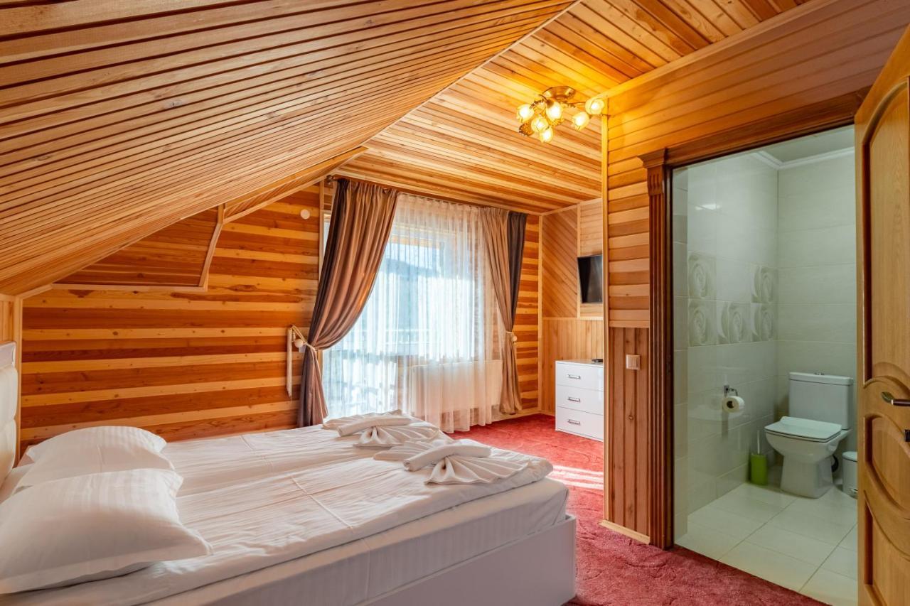 Zeleniy Bir Hotel Bukovel Exterior photo