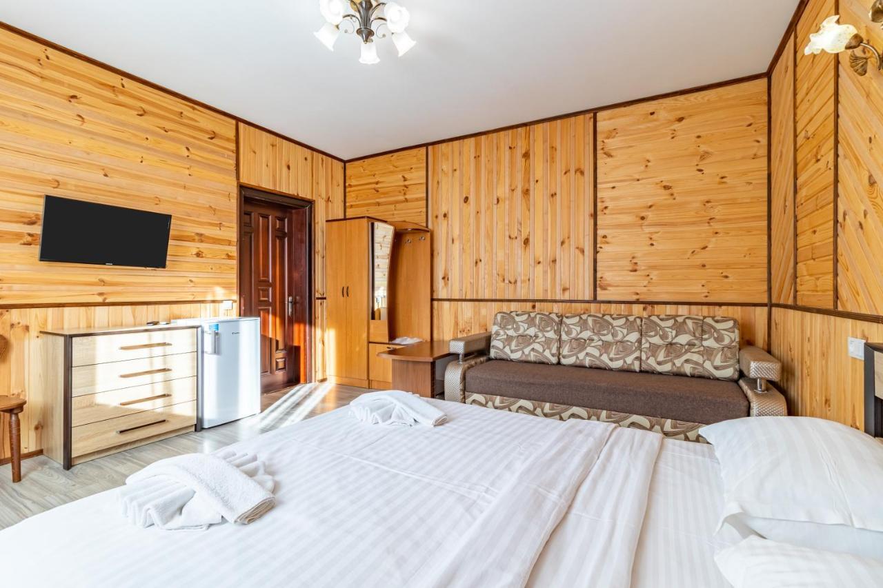 Zeleniy Bir Hotel Bukovel Exterior photo