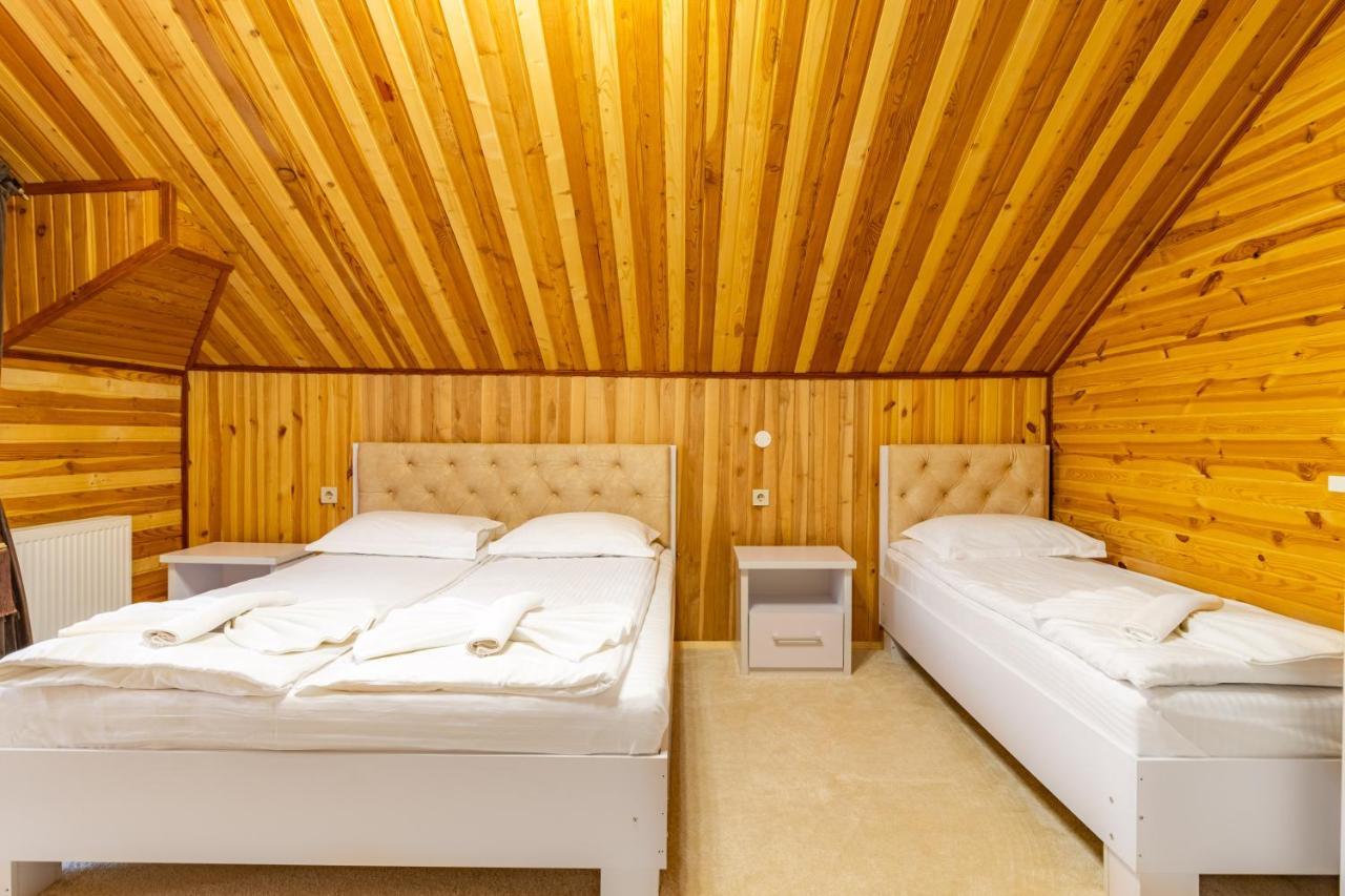 Zeleniy Bir Hotel Bukovel Exterior photo