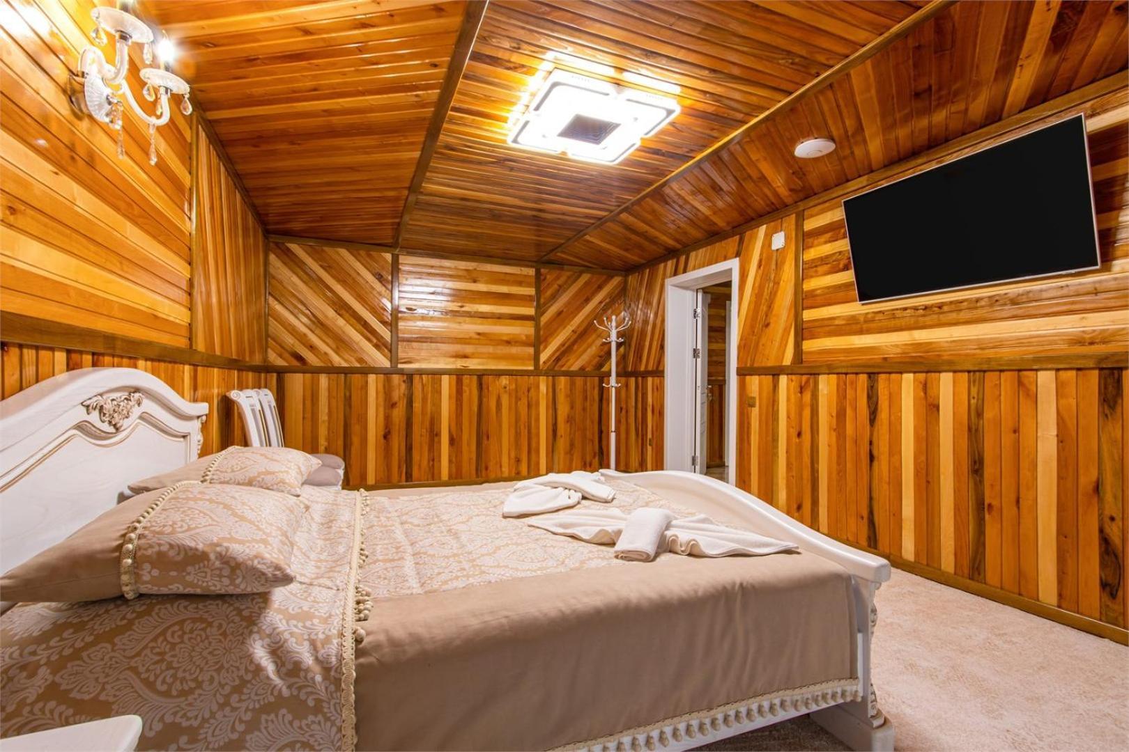 Zeleniy Bir Hotel Bukovel Exterior photo